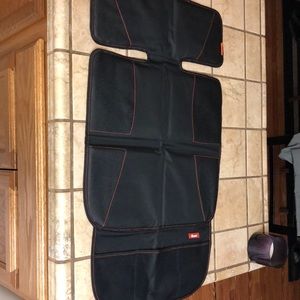 CARSEAT CAR PROTECTOR